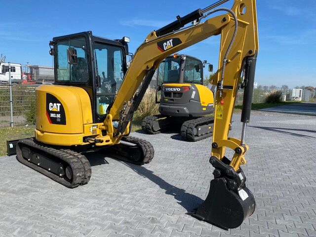 Neuer CAT 303.5 ECR ist verkauft