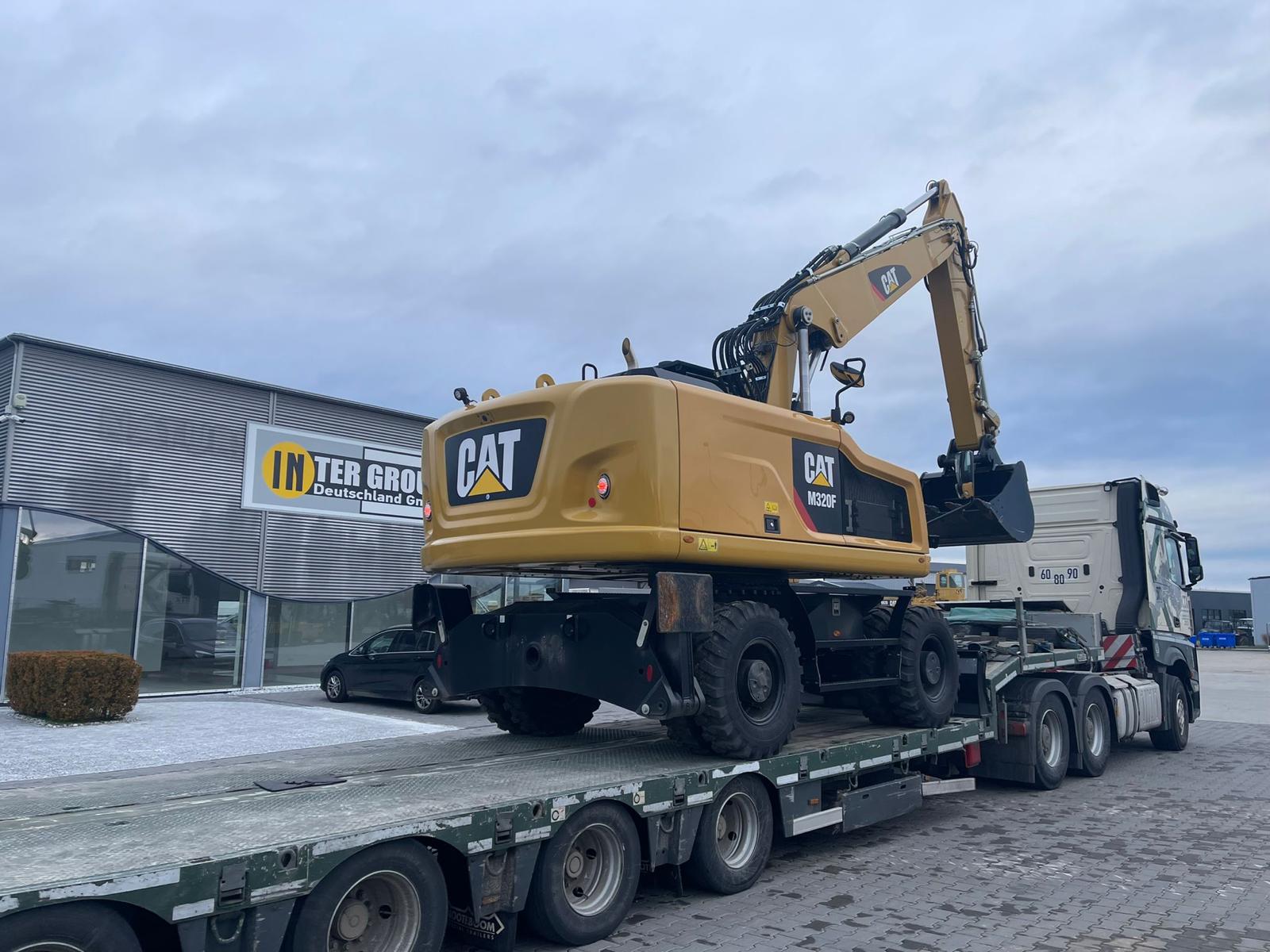 Neuer Mobilbagger CAT M320F ist verkauft